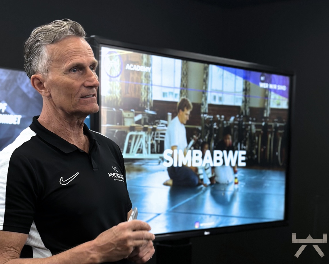 Mit dem Älterwerden wissen wir dass unser Körper sich ändert; es entstehen Falten und unsere Haarfarbe ändert sich. Trotzdem wundern wir uns wenn sich unsere Strukturen an der Innenseite unseres Körpers ändern und halten diese Änderungen oft für Probleme verantwortlich.